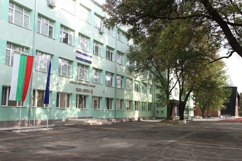 Учител по математика набил ученик по време на час в