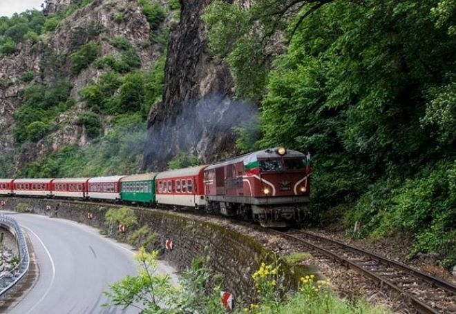 Мъж е с опасност за живота след като е блъснат