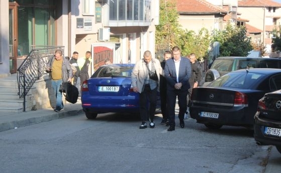 Има данни че полицейски инспектори са пребили деца с кабел и