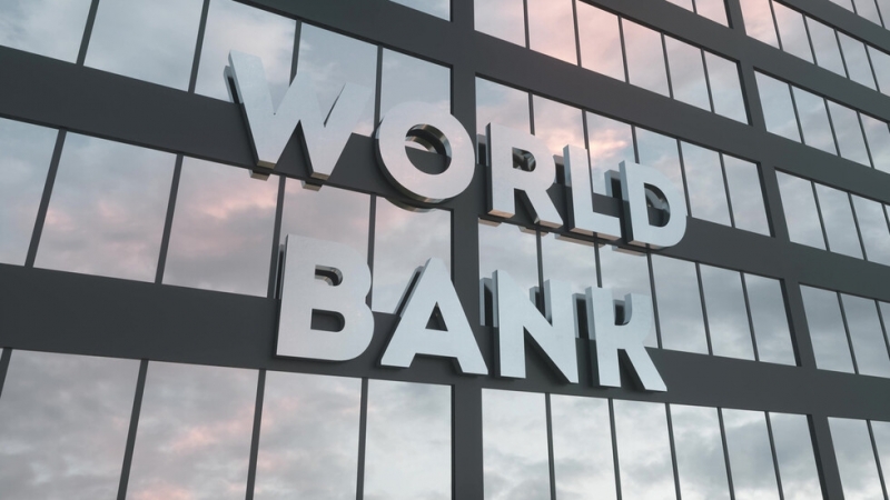 Световната банка обяви снощи че отпуска допълнителни 500 милиона долара