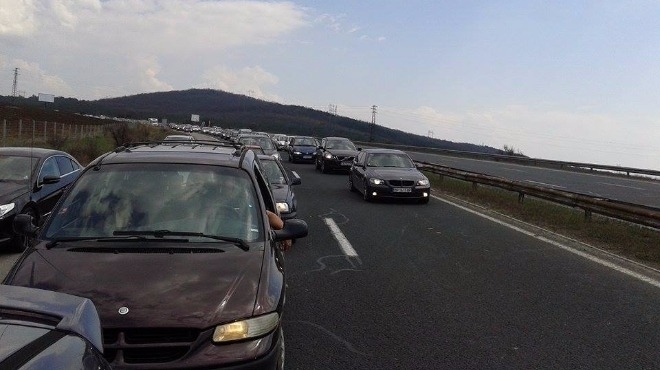 І МЕТЕОРОЛОГИЧНА ОБСТАНОВКА Ще е предимно слънчево след обяд ще