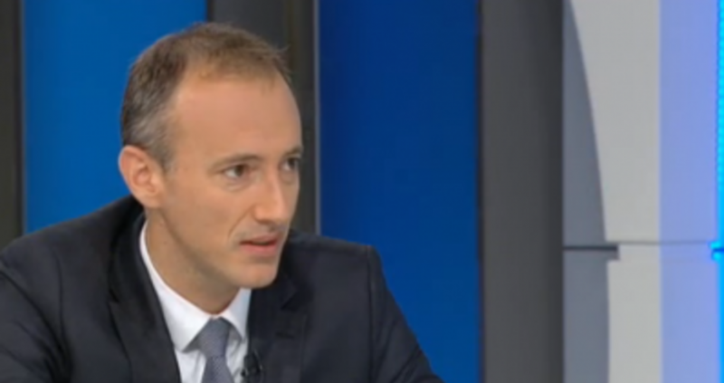 Имаме деца които на 10 години не знаят български защото