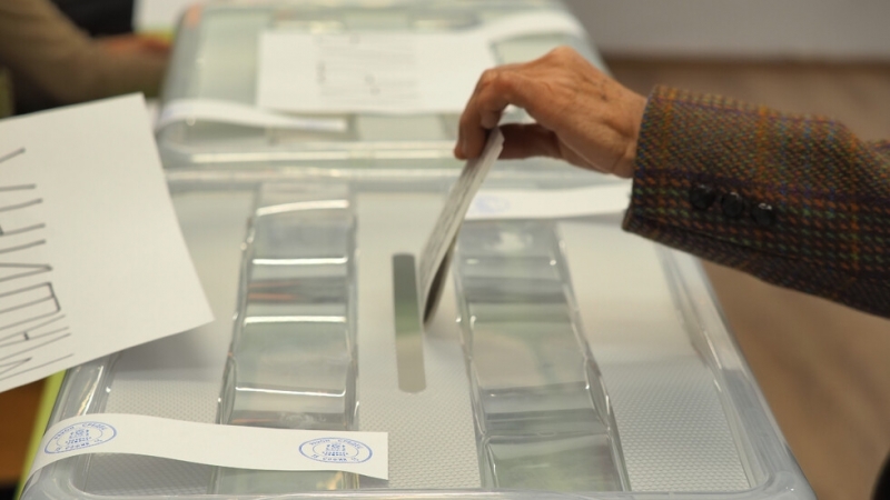 Избирателната активност към 14 00 ч е 20 7 Това сочат данните