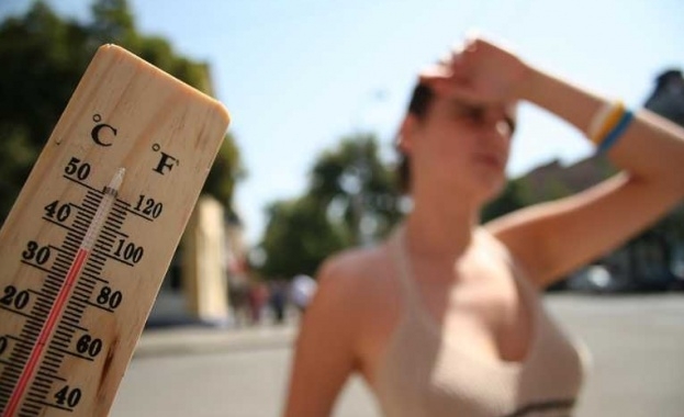 Заради необичайно тежките климатични условия рекордните жеги и здравните изисквания