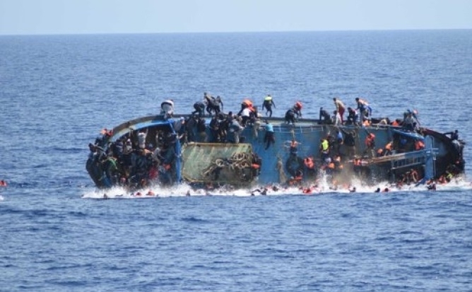Най-малко 43 мигранти се удавиха при корабокрушение край бреговете на