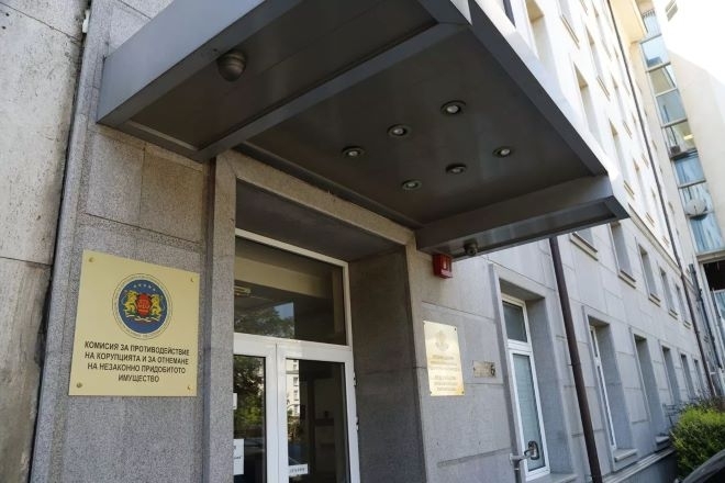 Прокуратурата е образувала проверка по сигнала на служебния премиер Димитър