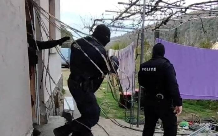 Актуални данни: 183-ма са арестувани за престъпления, свързани с вота