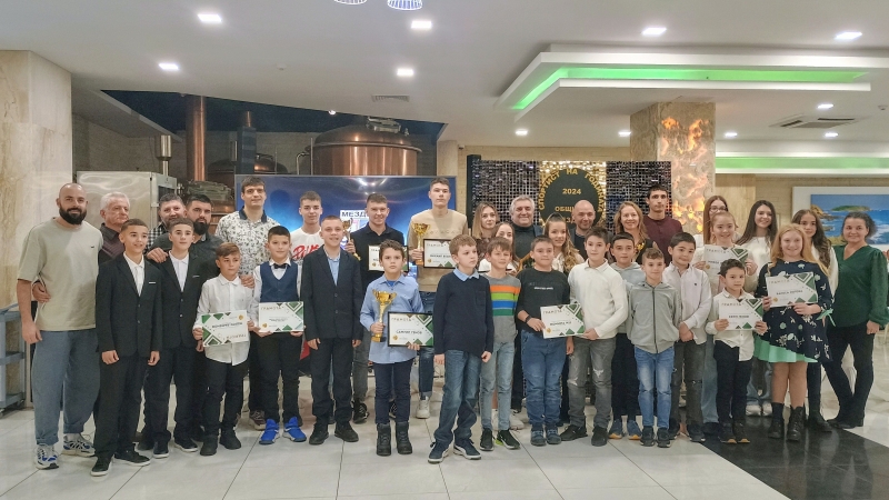 Треньор на годината за 15 а поредна година е нейният наставник