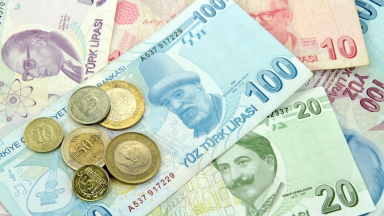 Турската лира поевтиня до ново рекордно дъно