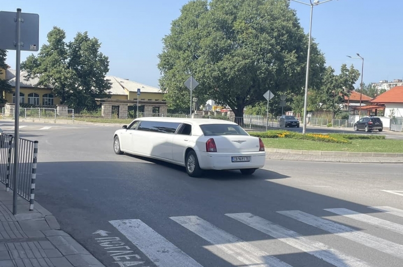 Пореден заблуден шофьор подкара в насрещното във Враца видя агенция