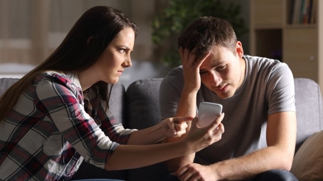 Обикновено новите любовни взаимоотношения започват вълнуващо Опознаваме другия и той нас