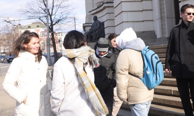 За поне 15 000 по малко студенти догодина настояват в своя