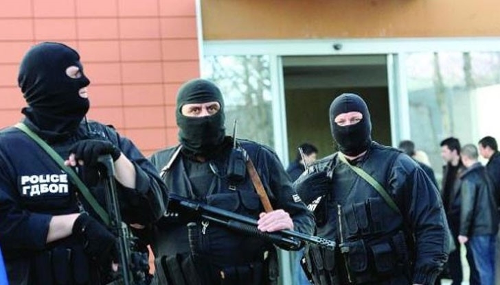 Специализирана акция на полицията се провежда в момента в Бургас