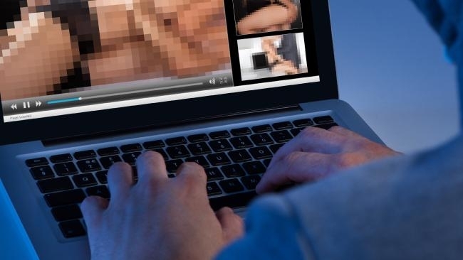Мъж от Врачанско бе осъден заради богата колекция от порнографски