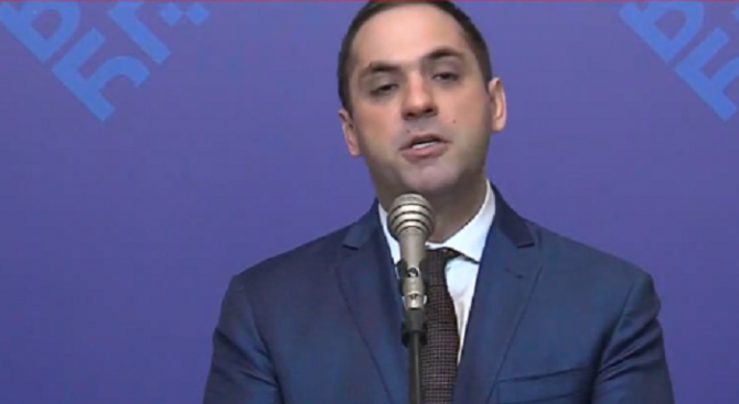 Търговско предприятие поема грижата за язовири с които общините не