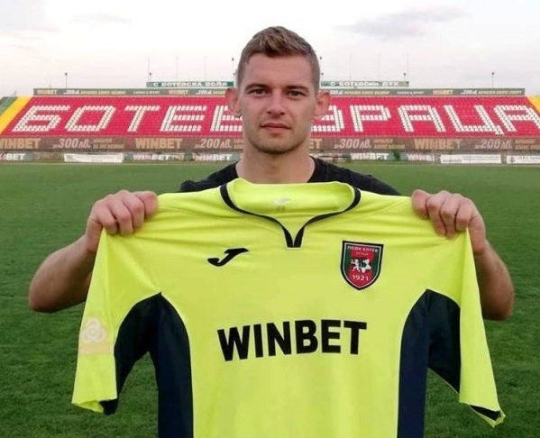 Вчера към врачанския Ботев се присъедини опитният вратар Николай Банков