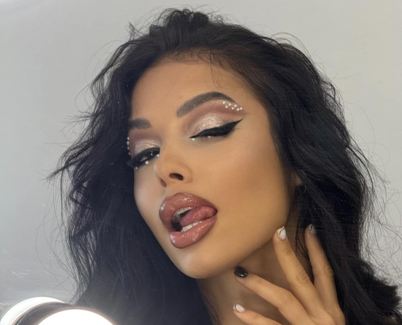 Изненадващ катарзис претърпя финалистката Сияна от тазгодишния Биг брадър Само