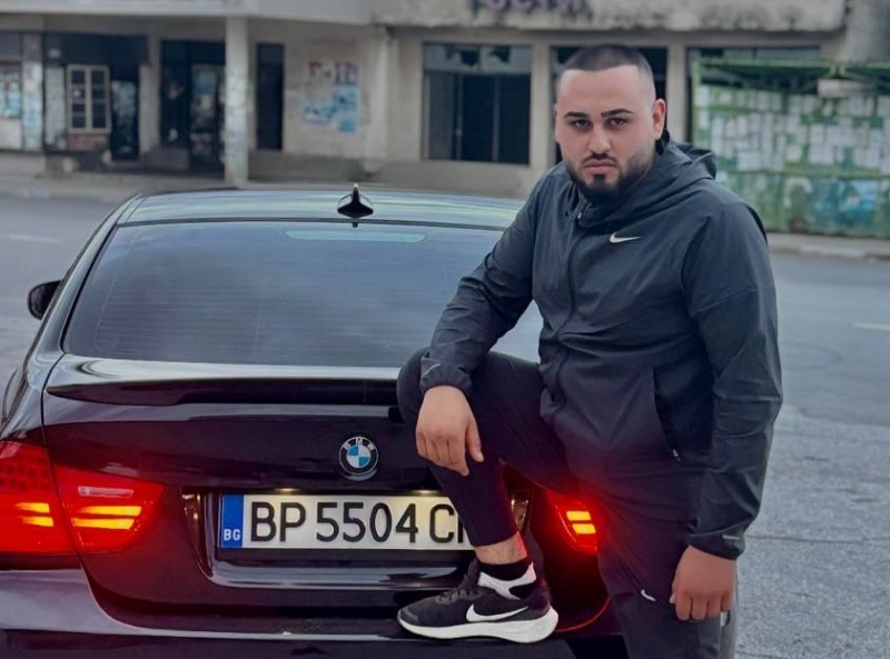 Без капка свян! Джигит от Враца пак се фука как кара с 200 км/ч /видео/