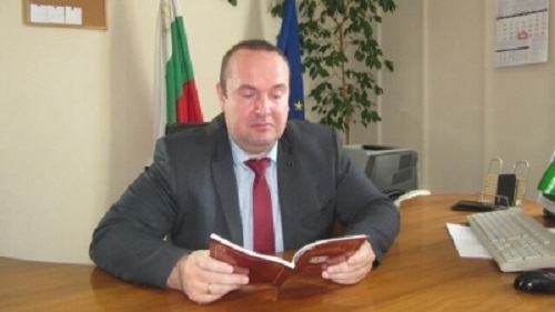 Прокурори следователи и служители от Врачански регион са направили финансово