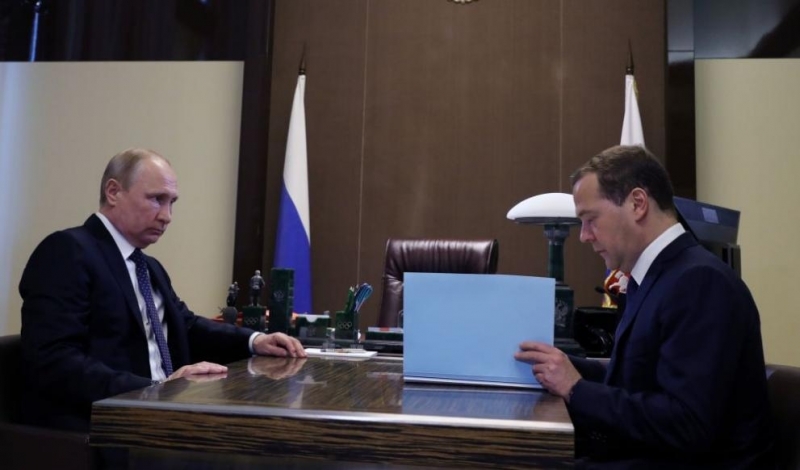 Руският президент Владимир Путин одобри предложения от премиера Дмитрий Медведев състав