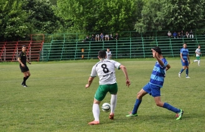 Юношите старша на „Първа Атомна“ загубиха срещу "Янтра" в Козлодуй