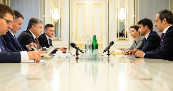 Президентът на Украйна Петро Порошенко поиска от Франция да разгледа