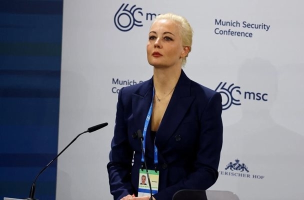 Юлия Навалная: Не трябва да говорим с Путин, а да се борим с него