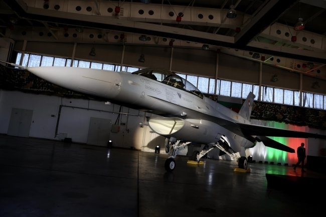 Проблем: Теч на гориво при първия български F-16