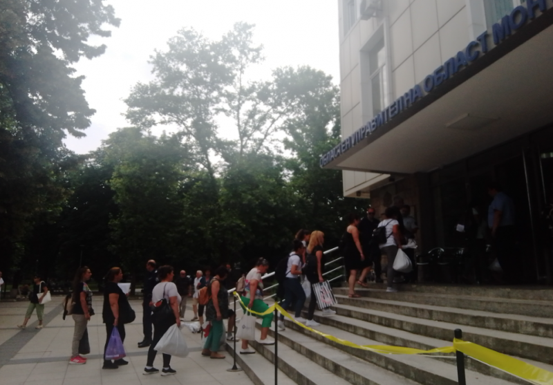 На фона на хилядите сгрешени протоколи от изборите за европейски