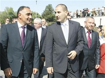 Депутати от БСП ще правят проверка на обществените поръчки спечелени