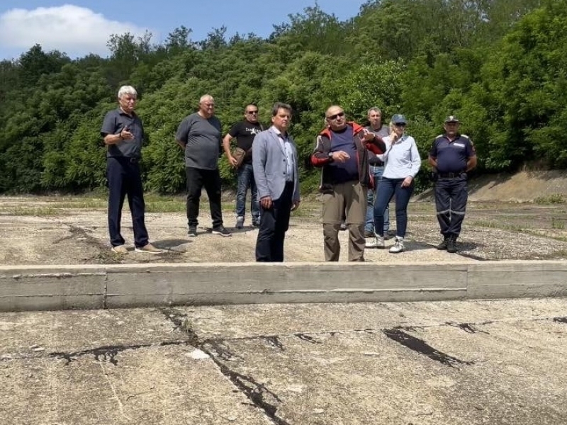 Областният управител на Враца Стефан Красимиров се включи в проверката