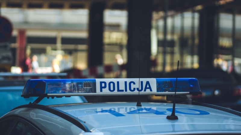 Полската полиция арестува двама политици осъдени за злоупотреба с власт