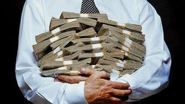 Европейският парламент гласува таван от 10 000 евро за плащанията