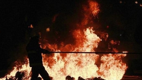 Млад мъж загина при пожар във варненското село Дюлино Пламъците