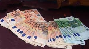 Бандит открадна 3000 евро от къща в Монтанско, съобщиха от