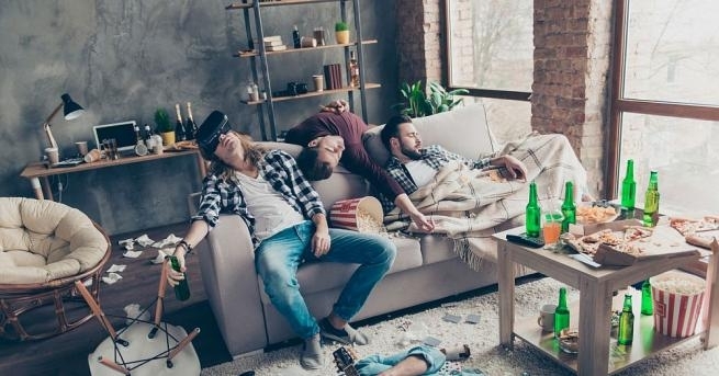 Учени от Технологичния университет Суинбърн в Мелбърн са установили че махмурлукът