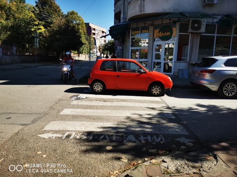 Брутално паркиране вбеси врачани за пореден път научи агенция BulNews Потресен