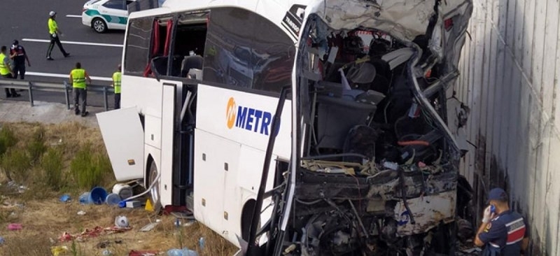 44 човека са ранени след тежка катастрофа в Турция 39