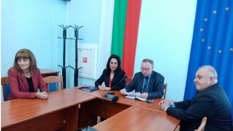 Латинка Симова която бе назначена за зам областен управител със заповед