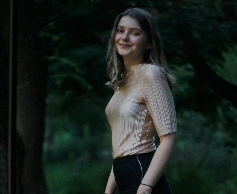 Младо момиче от Враца е дарило спестяванията от абитуриентския бал