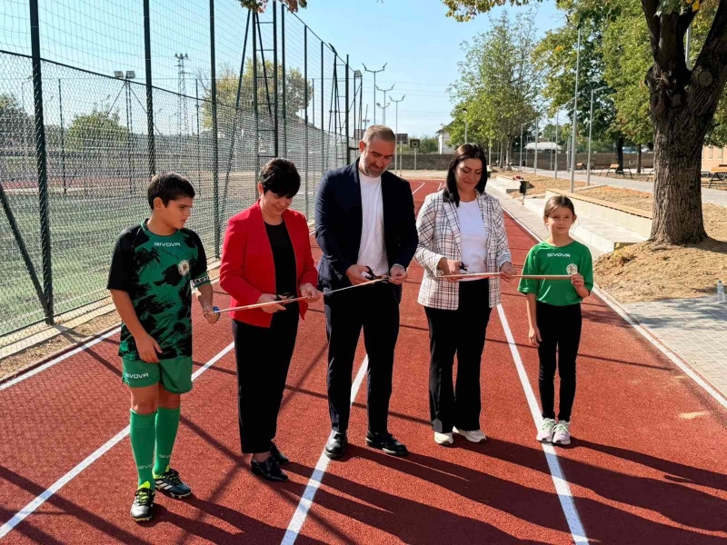 Откриха лекоатлетическата писта в Мизия /снимки/