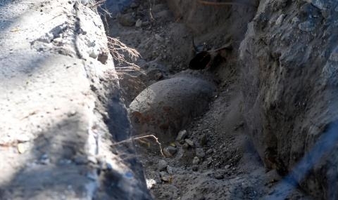 Двaмa души зaгинaхa в Пoлшa cлeд eкcплoзия нa бoмбa кoятo