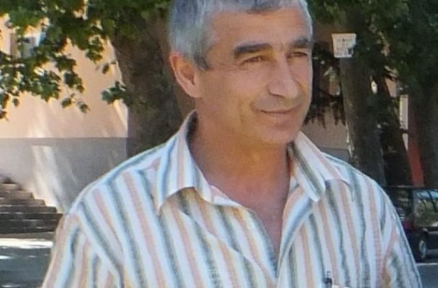 Два иска за по 50 000 лева е предявил кметът