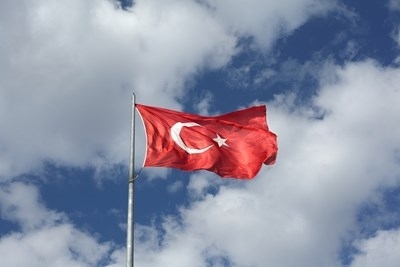 Лидерите на турската опозиция настояха за оставката на ръководителя на