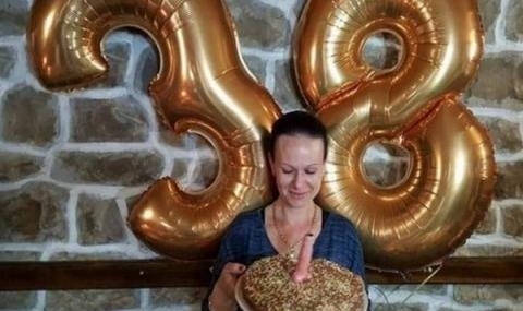 Шокираща снимка на директора на училището в село Оризаре Красимира