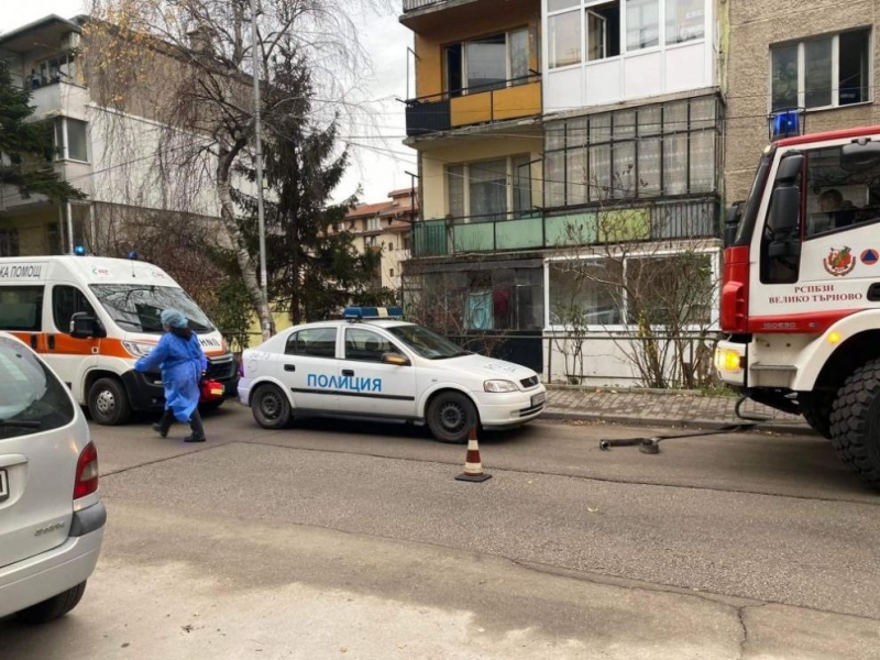 Жена загина в пожар във Велико Търново.
Инцидентът е станал малко