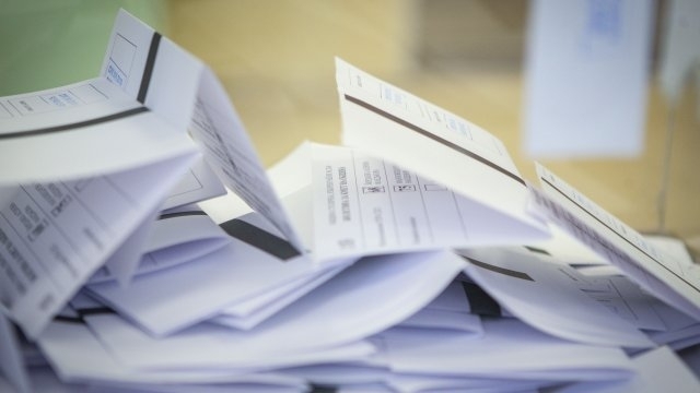 Към 14 30 часа от Районната избирателна комисия са обработили 96 05