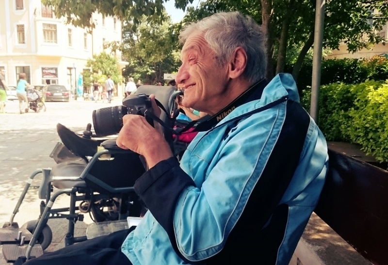 Едно от най емблематичните лица във Враца фотографът Тони Дуковски