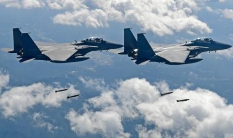 Боен изтребител Ф 15К на южнокорейските военновъздушни сили се разби