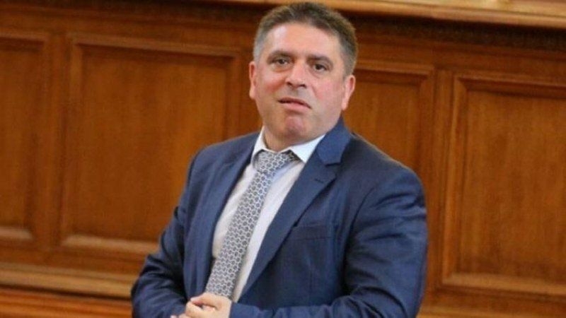 Изтече срокът за оставка на министъра на правосъдието Данаил Кирилов ...